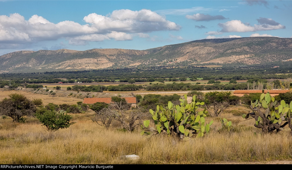 Rail tracks next to Rancho Las Puertas - KCSM BD-26